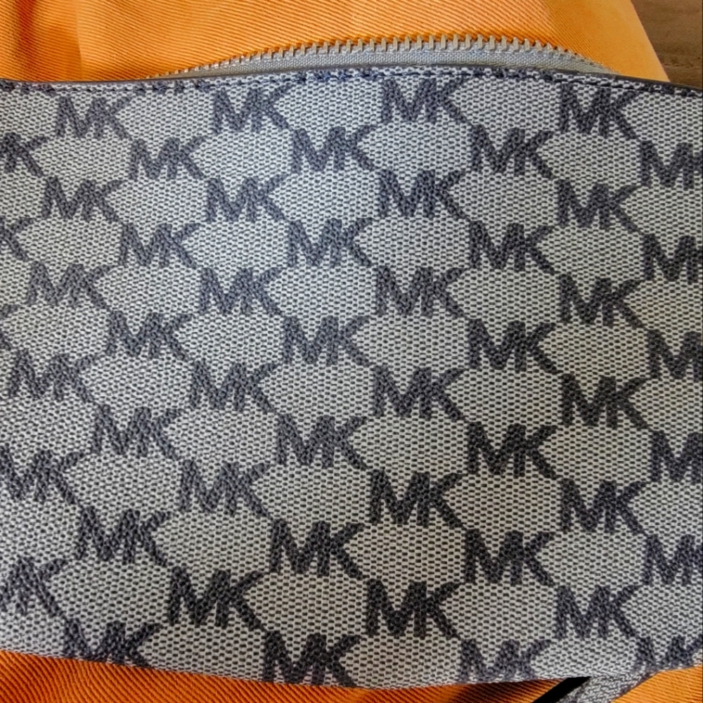 MK (Michael Kors) Fanny Pack